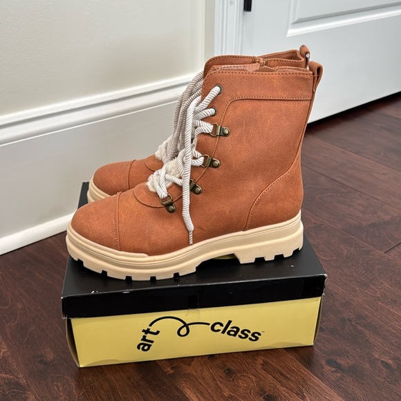 NEW Girls Platform Winter Boots Sherpa Accents, Super Warm, girls size 5 - Picture 3 of 10